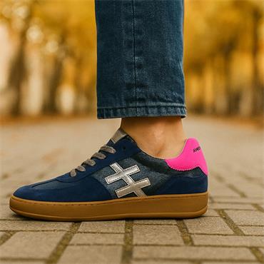 Another Trend Iconic II Gumsole Trainer - Ocean Pink